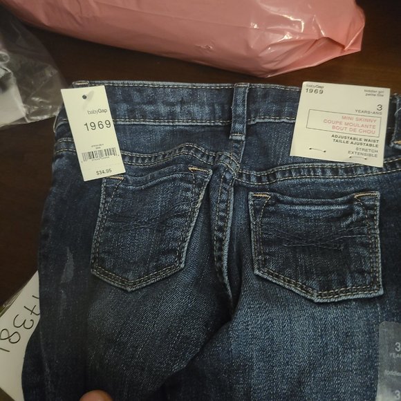 Childrens Baby Gap Skinny Jeans- Size: 3 years - Picture 3 of 3
